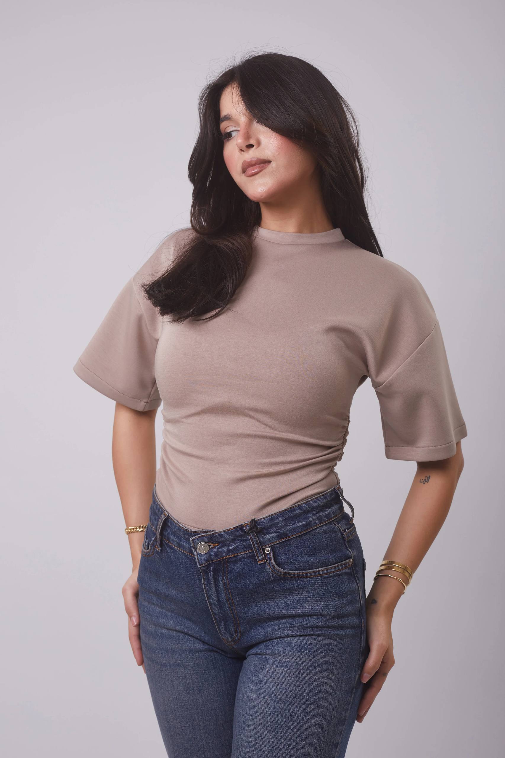 FITTED BASIC TEE